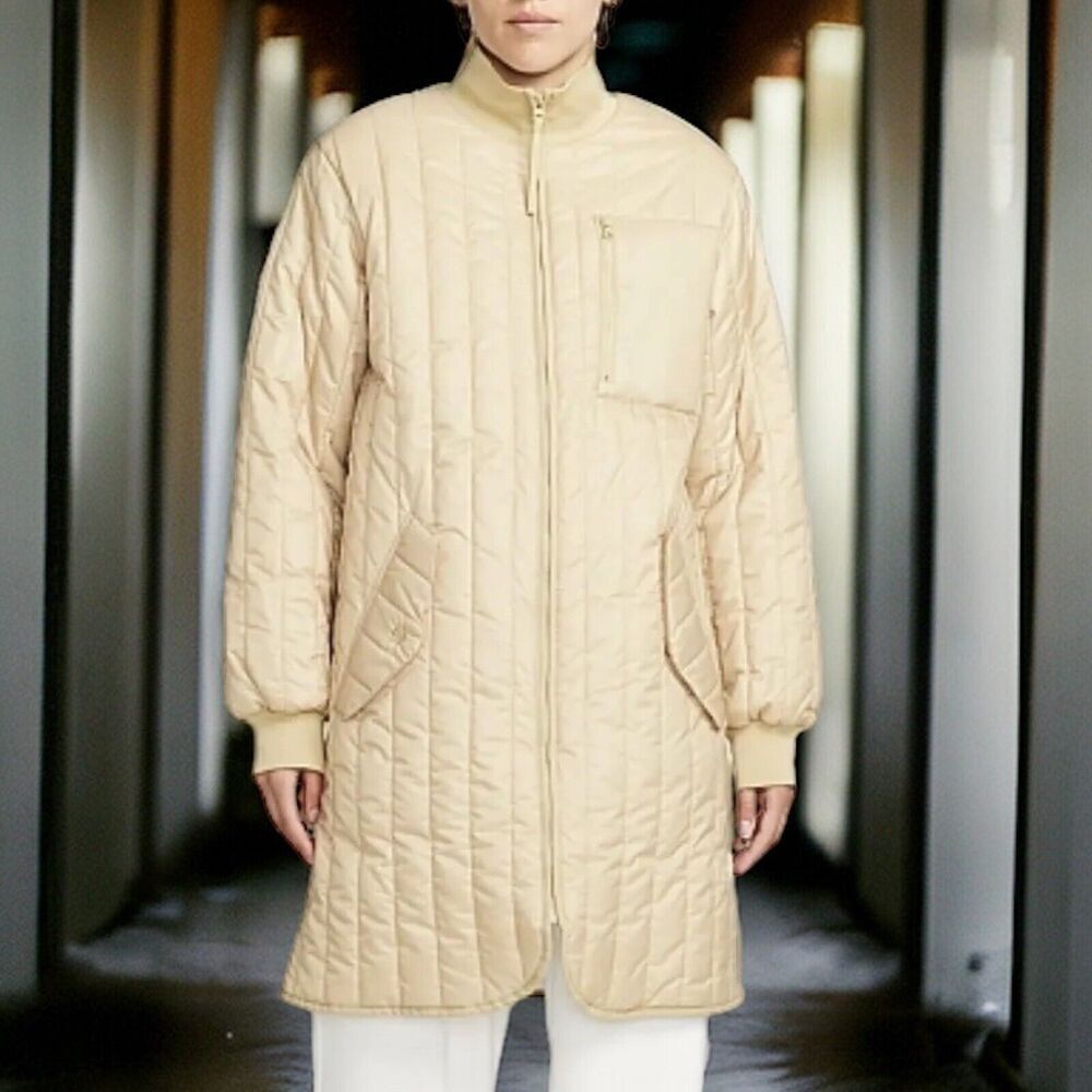 Nike Tech-Pack Sportswear Women’s‎ M Beige Therma-FIT Jacket Long Bomber Sporty